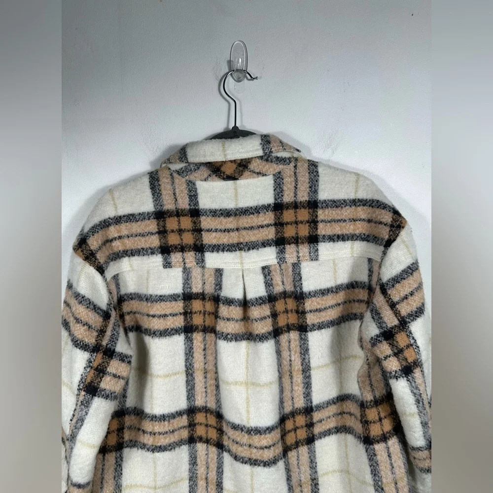 Old Navy Plaid Sherpa Jacket Petite Small Button Front Coat Tan Cream Black Warm